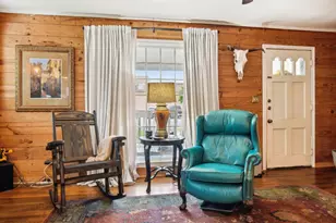 801 Bishop St, Smithville, TX 78957 - Photo 13