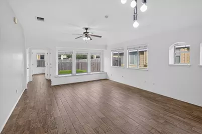 15111 Parrish Lane, Austin, TX 78725 - Photo 7