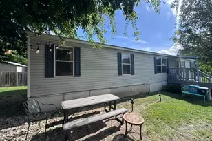 106 Ramirez St, Kyle, TX 78640 - Photo 3