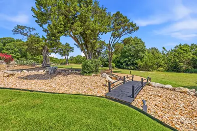 816 Brave Face Street, Leander, TX 78641 - Photo 33