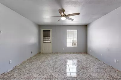 6402 Santos Street, Austin, TX 78741 - Photo 5