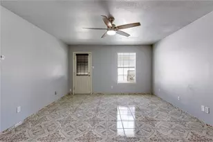 6402 Santos St, Austin, TX 78741 - Photo 5