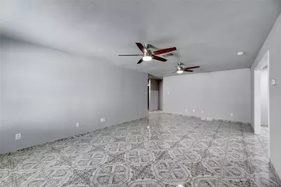 6402 Santos Street, Austin, TX 78741 - Photo 7
