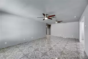 6402 Santos St, Austin, TX 78741 - Photo 7