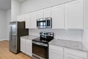 992 Staglin St, Buda, TX 78610 - Photo 7