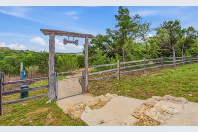 1102 Sage Thrasher Circle, Dripping Springs, TX 78620 - Photo 39