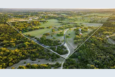 110 Clear Pond Court, Spring Branch, TX 78070 - Photo 9