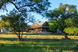 110 Clear Pond Ct, Spring Branch, TX 78070 - Photo 3