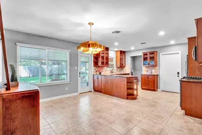 1405 Briarcliff Boulevard, Austin, TX 78723 - Photo 19