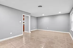1405 Briarcliff Blvd, Austin, TX 78723 - Photo 3