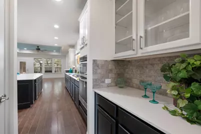 706 Kite Ridge Street, Georgetown, TX 78633 - Photo 13