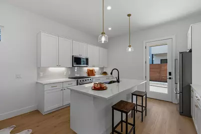 911 Calle Limon #1, Austin, TX 78702 - Photo 7