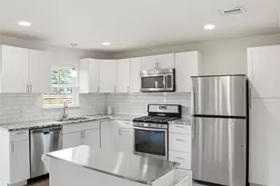 5510 Manor Rd, Austin, TX 78723 - Photo 1