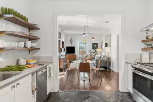 2411 E 10th St, Austin, TX 78702 - Photo 11