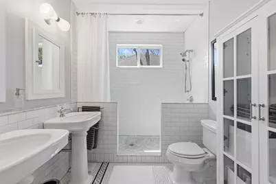 2411 E 10th Street, Austin, TX 78702 - Photo 25