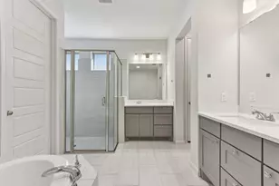 271 Dycus Bnd, Liberty Hill, TX 78642 - Photo 17