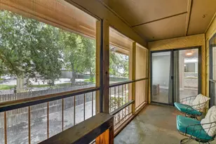 1202 Thorpe Ln, San Marcos, TX 78666 - Photo 31