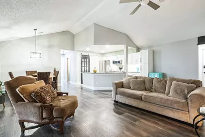 1202 Thorpe Lane #406D, San Marcos, TX 78666 - Photo 3