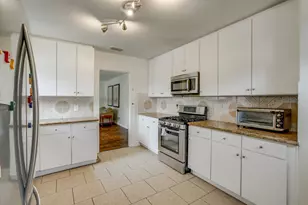 4615 Ribbecke Ave, Austin, TX 78721 - Photo 3