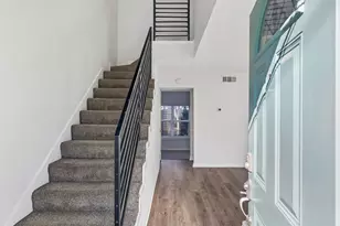 6211 Manor Rd, Austin, TX 78723 - Photo 11