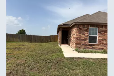 14213 Prairie Sod Lane, Elgin, TX 78621 - Photo 3