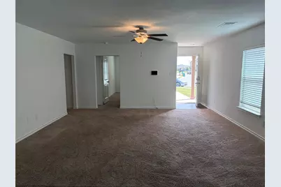 14213 Prairie Sod Lane, Elgin, TX 78621 - Photo 9