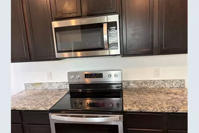 14213 Prairie Sod Lane, Elgin, TX 78621 - Photo 11
