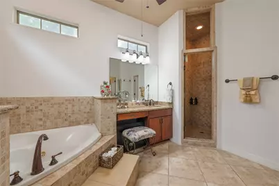 13306 Montview Drive, Austin, TX 78732 - Photo 21