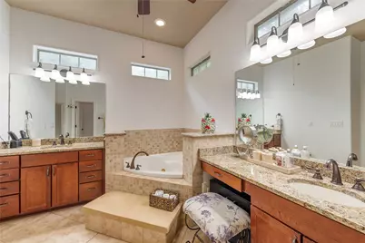 13306 Montview Drive, Austin, TX 78732 - Photo 19