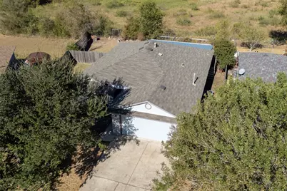 212 Valley Run Trail, Elgin, TX 78621 - Photo 19