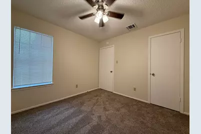 11945 Sunhillow Bend #B, Austin, TX 78758 - Photo 15