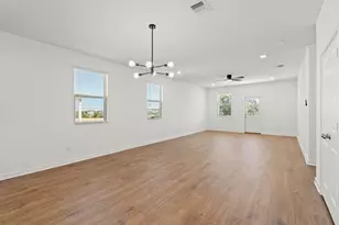 104 Hatari Trl, Jarrell, TX 76537 - Photo 7