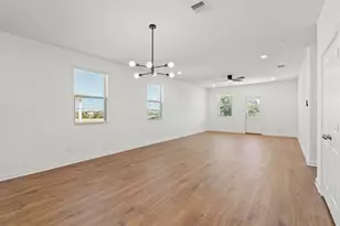 104 Hatari Trl, Jarrell, TX 76537 - Photo 7