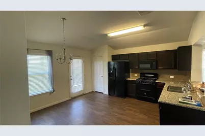 307 Camellia Drive, Hutto, TX 78634 - Photo 5