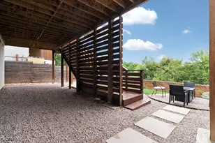 5205 Rob-Scott St, Austin, TX 78721 - Photo 31