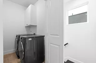 5205 Rob-Scott St, Austin, TX 78721 - Photo 29