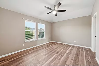 5517 Bradford Pear Lane, Austin, TX 78744 - Photo 9