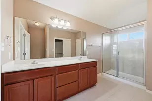 5517 Bradford Pear Ln, Austin, TX 78744 - Photo 11