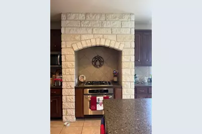 372 Limestone Trail, Austin, TX 78737 - Photo 9
