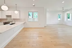 3614 Abbate Cir, Austin, TX 78721 - Photo 9