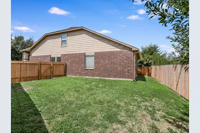 11301 Hill Stable Court, Austin, TX 78652 - Photo 19