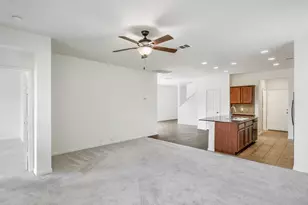 11301 Hill Stable Ct, Austin, TX 78652 - Photo 5