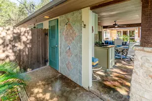 2408 Rollingwood Dr, Rollingwood, TX 78746 - Photo 11