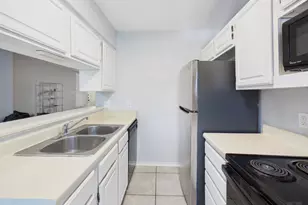2409 Leon St, Austin, TX 78705 - Photo 7