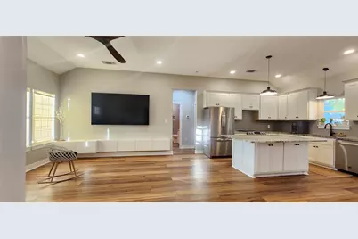 137 Way Station Trail, Smithville, TX 78957 - Photo 7