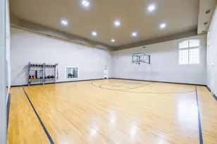 12215 Hunters Chase Dr, Austin, TX 78729 - Photo 23