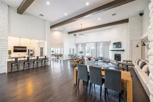 12215 Hunters Chase Dr, Austin, TX 78729 - Photo 17