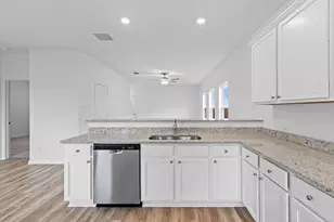 14709 Eagles Claw Wy, Elgin, TX 78621 - Photo 5