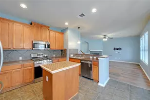 932 Rusk Rd, Round Rock, TX 78665 - Photo 13