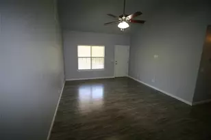 10712 Sunny Ln, Jonestown, TX 78645 - Photo 5
